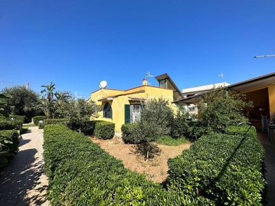 Villa in in vendita da privato a Carini