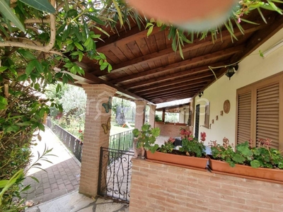 Villa in in vendita da privato a Castiglione del Lago piazzale Umbria, 18