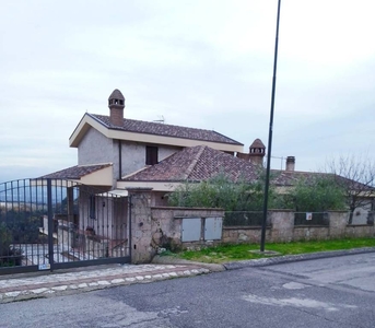 Villa in in vendita da privato a San Gemini via Piave, 12