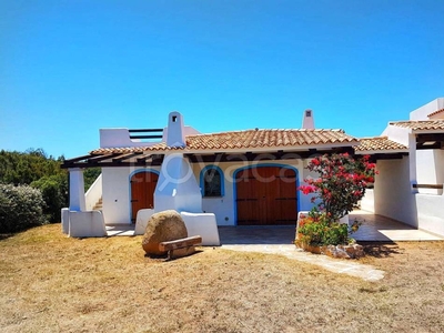 Villa in in vendita da privato a Santa Teresa Gallura sp161