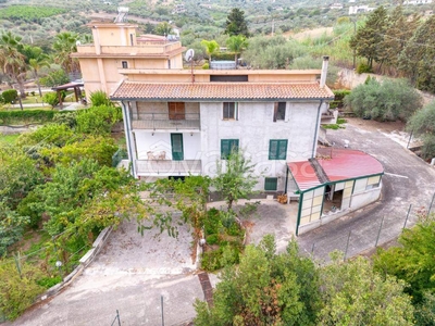 Villa in vendita a Bagheria contrada Incorvino