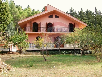 Villa in vendita a Borgetto via Romitello, 98