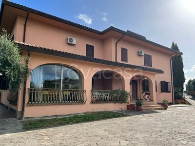 Villa in vendita a Calvi dell'Umbria vocabolo Spiazzetta