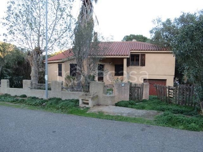 Villa in vendita a Capoterra strada 47, 8