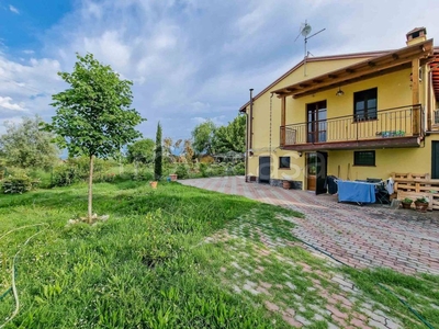 Villa in vendita a Castiglione del Lago località San Giuseppe