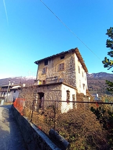 Villa in vendita a Cavedine via Roma, 25