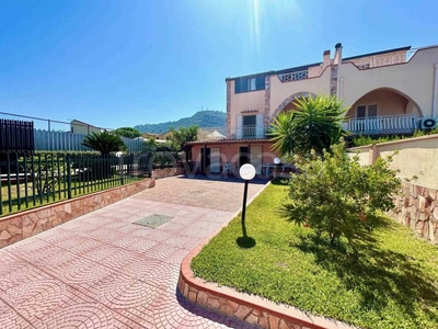 Villa in vendita a Cefalù capo Playa