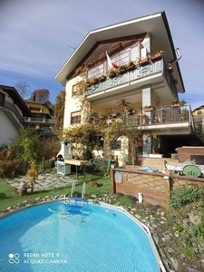 Villa in vendita a Challand-Saint-Victor frazione ville, 232