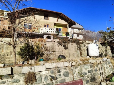 Villa in vendita a Châtillon via circonvallazione, 14