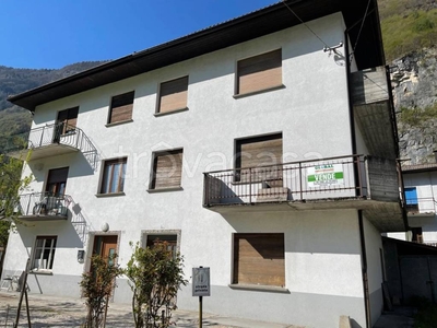 Villa in vendita a Grigno frazione Pianello, 13