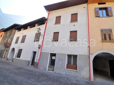 Villa in vendita a Grigno via Vittorio Emanuele, 68