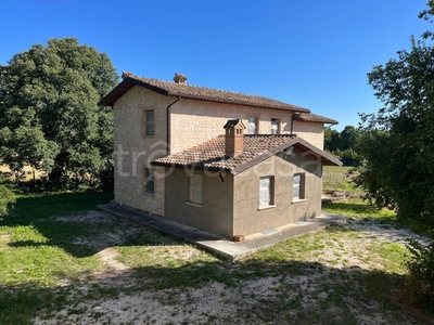 Villa in vendita a Gualdo Tadino san Lorenzo