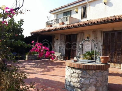 Villa in vendita a Licata strada Provinciale Licata Montesole