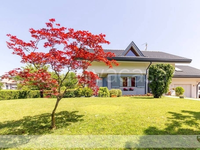 Villa in vendita a Limana via Canè Centro, 21