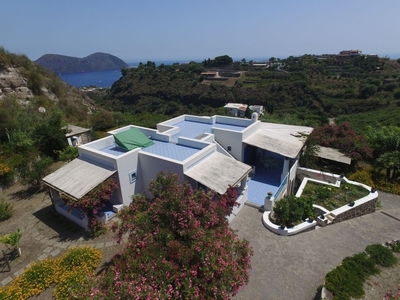 Villa in vendita a Lipari via Capistello