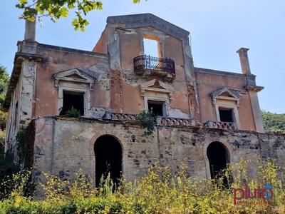 Villa in vendita a Messina contrada Mezzacampa