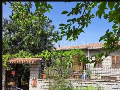 Villa in vendita a Olzai vico Sant'Anastasio