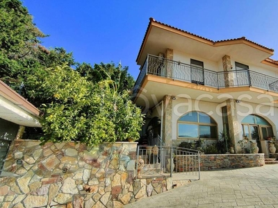 Villa in vendita a Palermo via Ciraulo