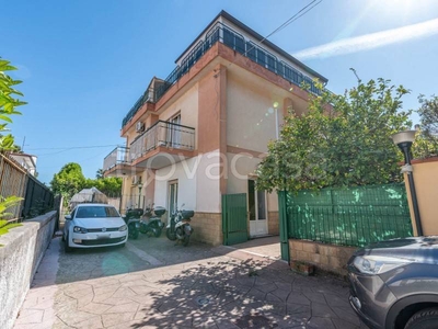 Villa in vendita a Palermo via Pazienza