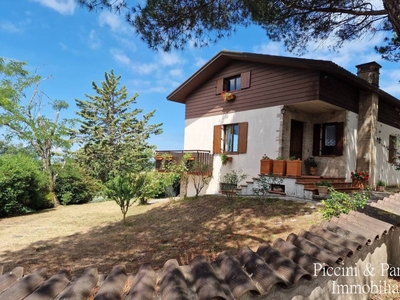 Villa in vendita a Passignano sul Trasimeno via delle Baite