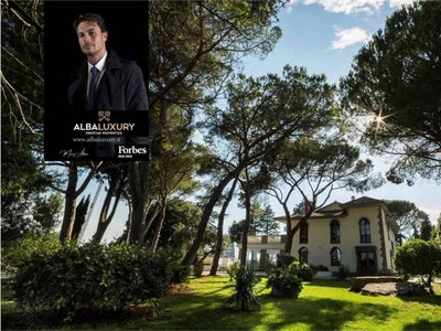 Villa in vendita a Passignano sul Trasimeno via g. Taralla, 1