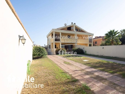 Villa in vendita a Quartu Sant'Elena via Cornus, 15A, 09045 Quartu Sant'Elena ca, Italia