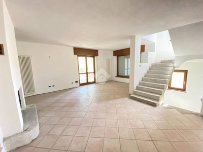 Villa in vendita a Roisan frazione Closellinaz