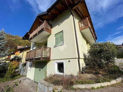 Villa in vendita a Roncegno Terme via Larganzoni, 502
