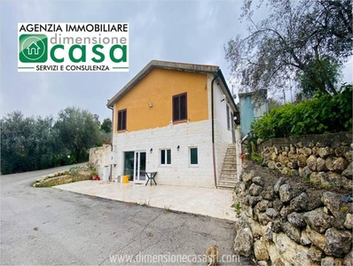 Villa in vendita a San Cataldo sp149