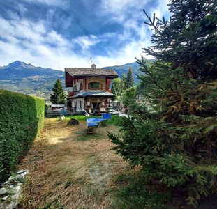 Villa in vendita a Sarre frazione Petit Cré, 29