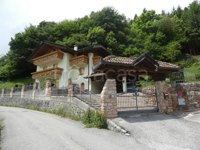 Villa in vendita a Sella Giudicarie bondo via mezzane