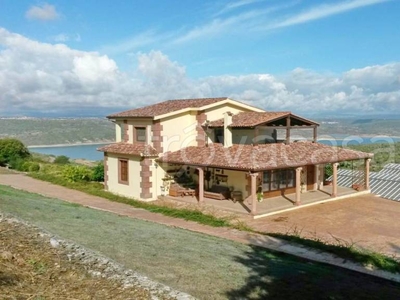 Villa in vendita a Sorradile località brogo
