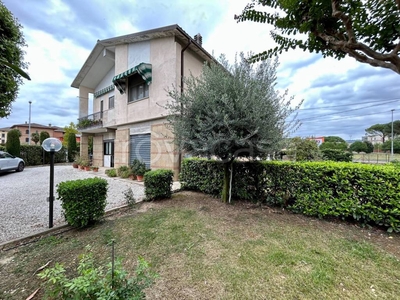 Villa in vendita a Todi via Piana