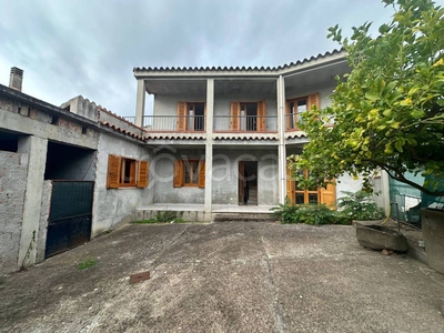 Villa in vendita a Villasalto via Giuseppe Manno, 4