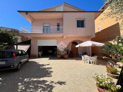 Villa in vendita ad Agrigento viale cannatello, 10