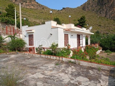 Villa in vendita ad Altavilla Milicia via Aci Capraia 4
