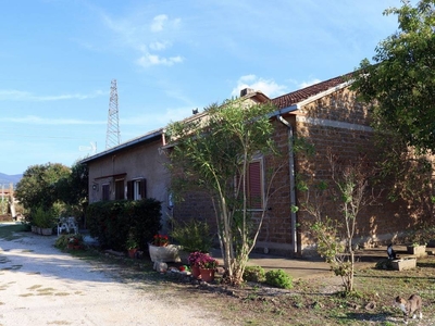 Villa in vendita ad Alviano vocabolo Stazione Ferroviaria