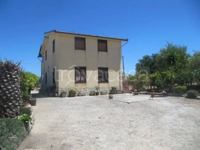 Villa in vendita ad Aragona strada Provinciale 17