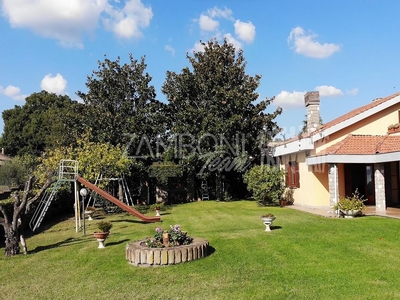 Esclusiva villa di 260 mq in vendita Via della Vaccheria, Trevignano Romano, Roma, Lazio