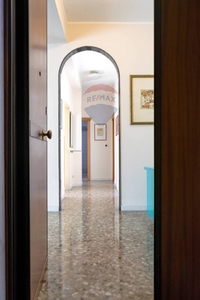 Appartamento di 6 vani /115 mq a Bari - San Pasquale alta (zona S. Pasquale)