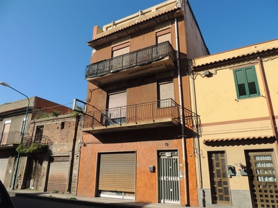 Appartamento in affitto a Torregrotta Messina Frazioni: Scala