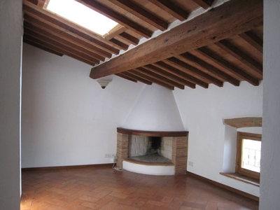 Appartamento in vendita a Monteriggioni Siena Castellina Scalo