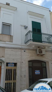 Casa indipendente di 2 vani /70 mq a Mola di Bari (zona Semi centrale)