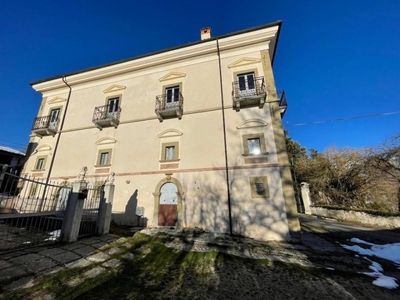 villa in vendita a Capitignano