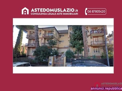 Appartamento all'asta adibito sito in Roma