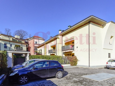Appartamento in Via Lazzaretto , 15, Mariano Comense (CO)