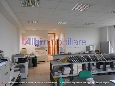 Ufficio in Affitto in Via Cavallotti a Reggio Emilia