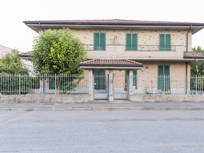 Villa in vendita a Vidigulfo