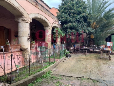 Casa indipendente di 800 mq in vendita - Quartu Sant'Elena