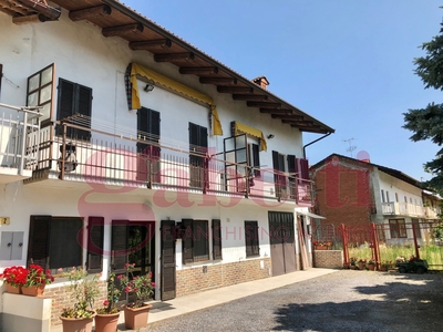 Casa indipendente di 175 mq in vendita - Sommariva Perno
